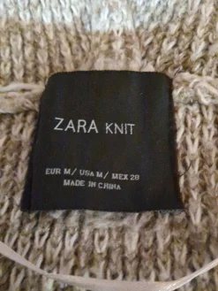 Strickbekleidung><noscript><img width=