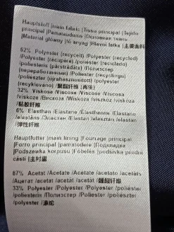 Strickbekleidung><noscript><img width=