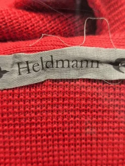 Strickbekleidung><noscript><img width=