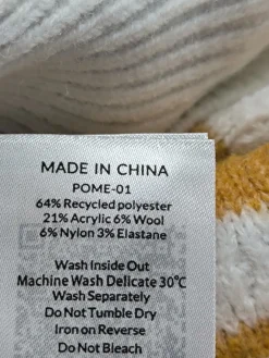 Pullover><noscript><img width=