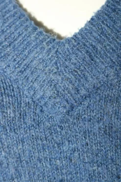 Pullover><noscript><img width=