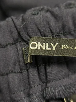 Röcke><noscript><img width=