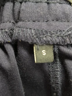 Röcke><noscript><img width=