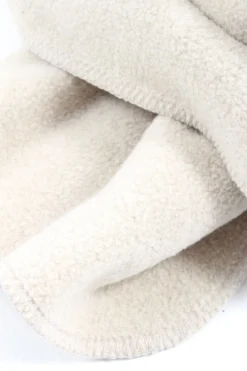 Strickschal-Landsu2019 End Clearance