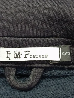 Blazer><noscript><img width=