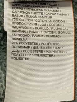 Sweats><noscript><img width=