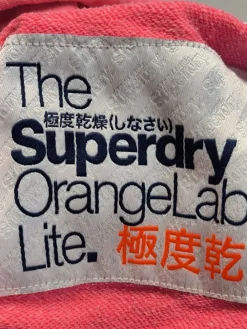 Sweats><noscript><img width=