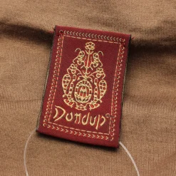 Tops><noscript><img width=