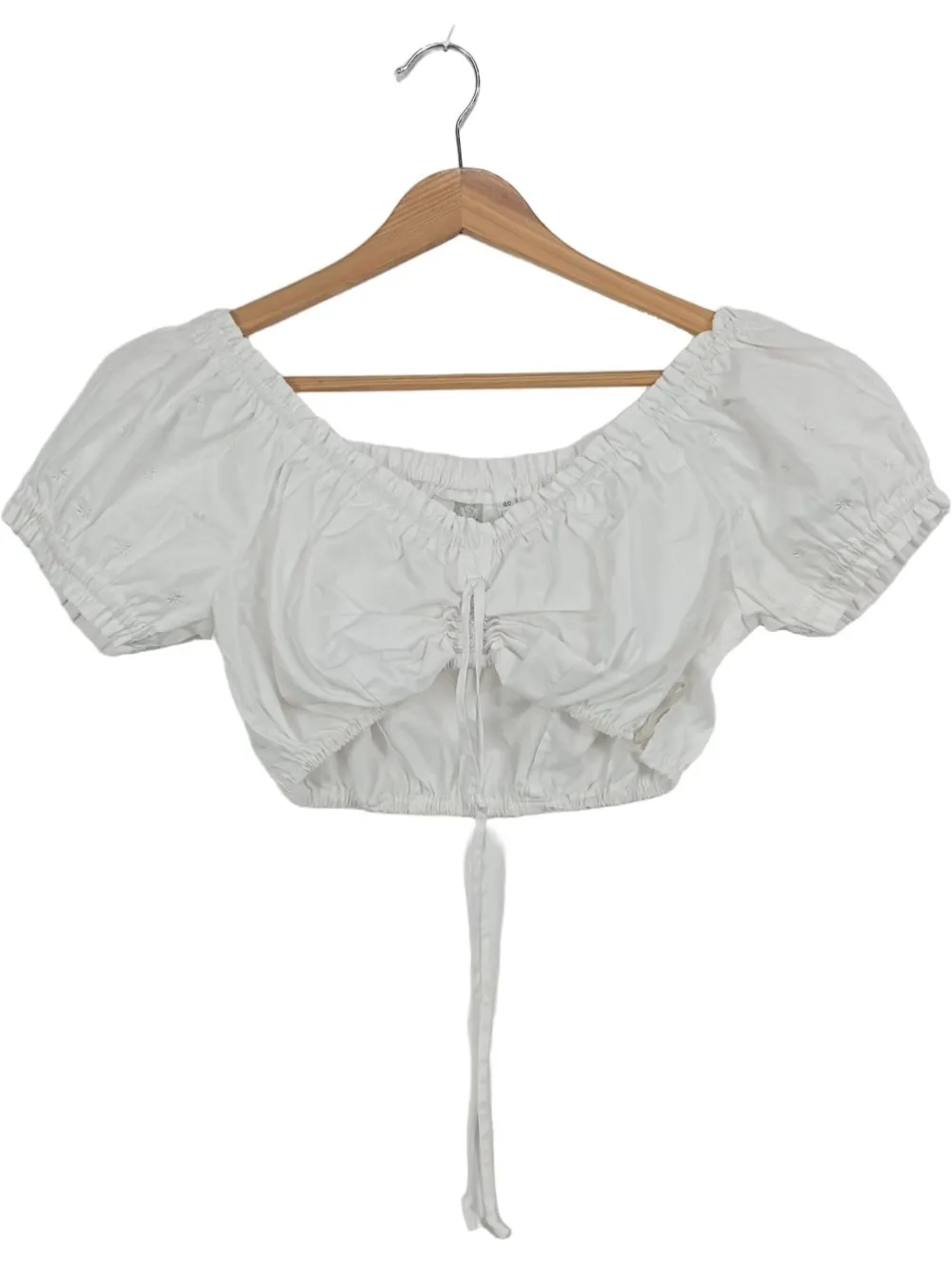 Trachtenmode> Trachtenbluse Größe 40 weiß