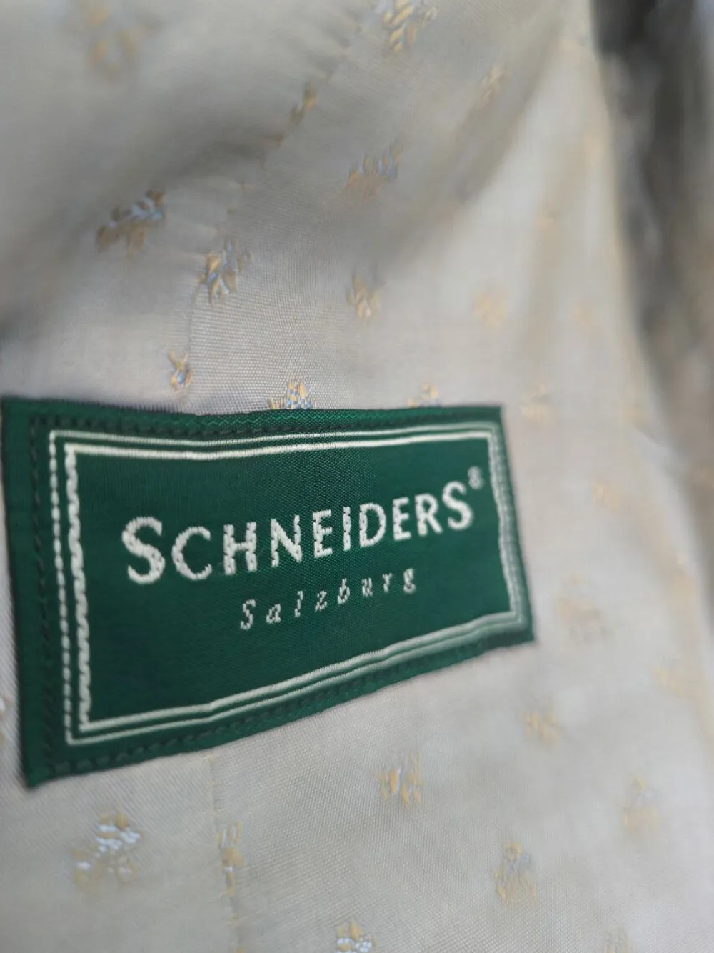 Trachtenjacke Größe 40- Hot