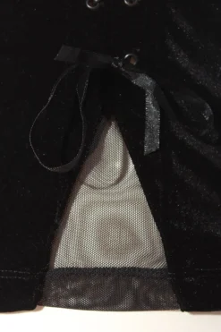 Tops><noscript><img width=