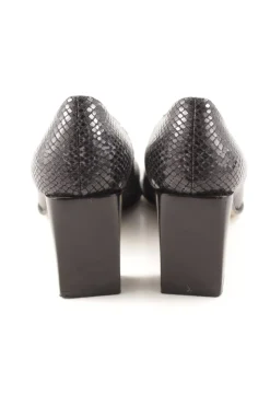 Pumps><noscript><img width=