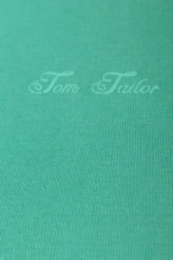 Shirts><noscript><img width=