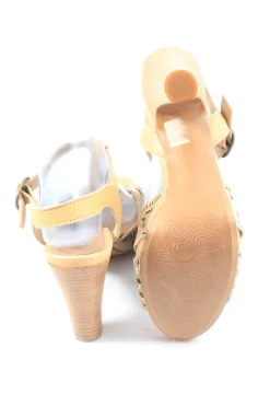 Sandaletten>Spiral T-Steg-Sandaletten Größe 40 cremegoldfarben