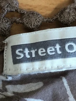 Tuch-Street One Clearance