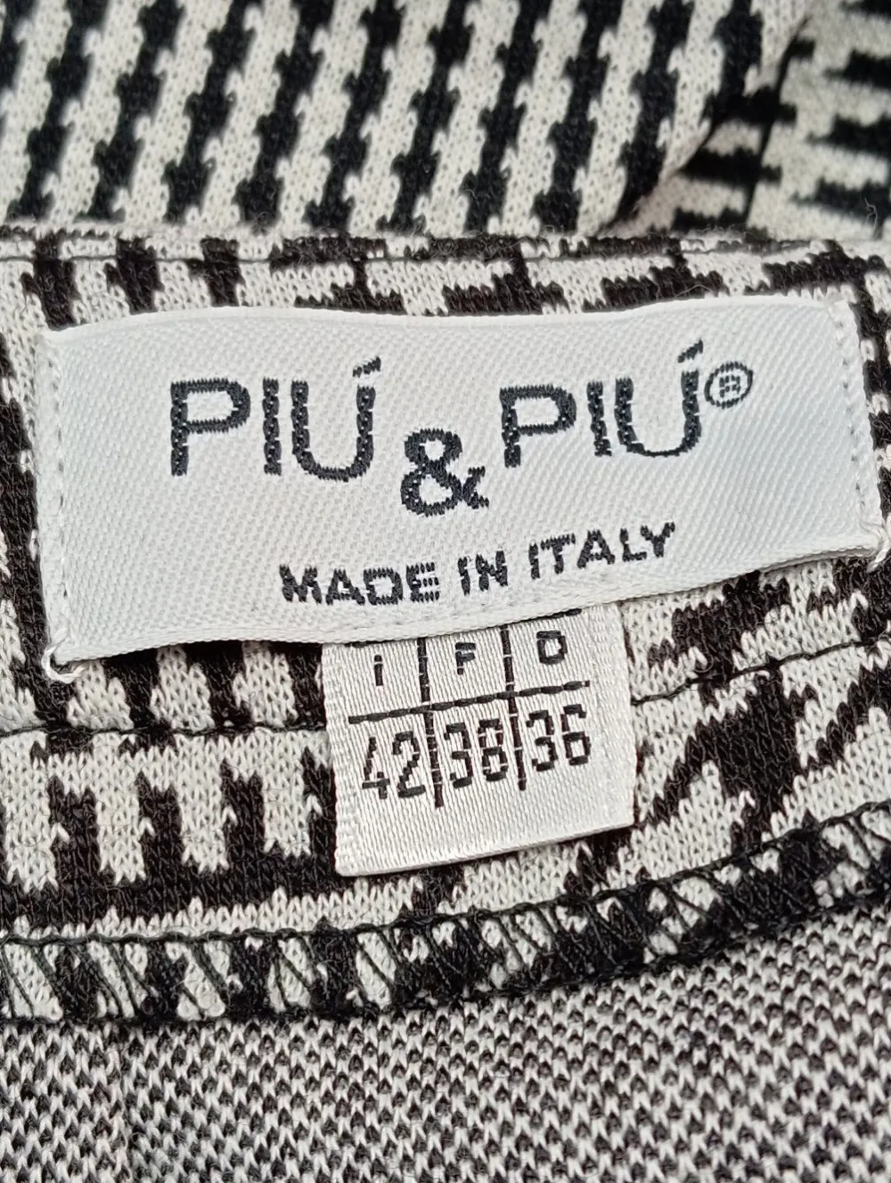 Tulpenrock Größe 36-Piu00fa & Piu00fa Clearance