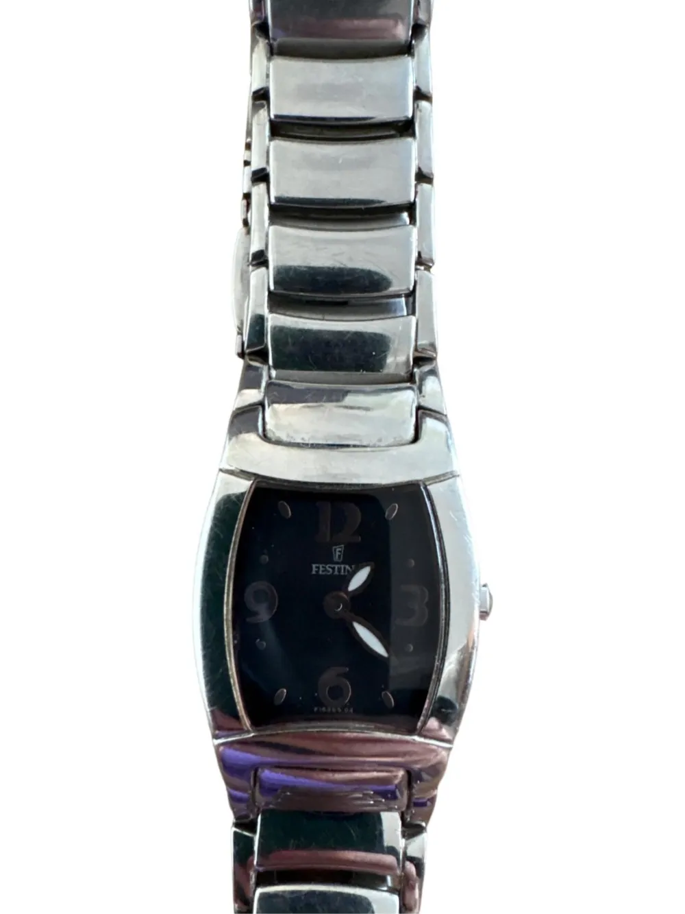 Uhren> Uhr silberfarben