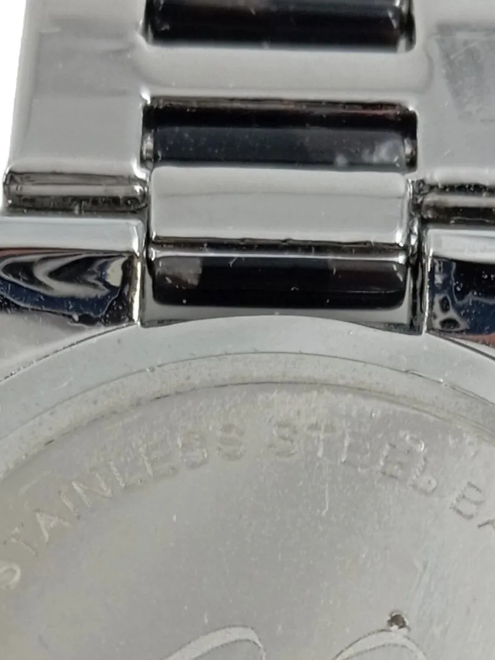 Uhren> Uhr silberfarben