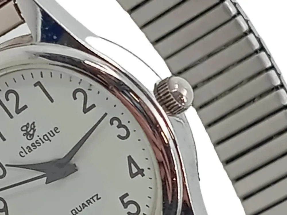 Uhren> Uhr silberfarben