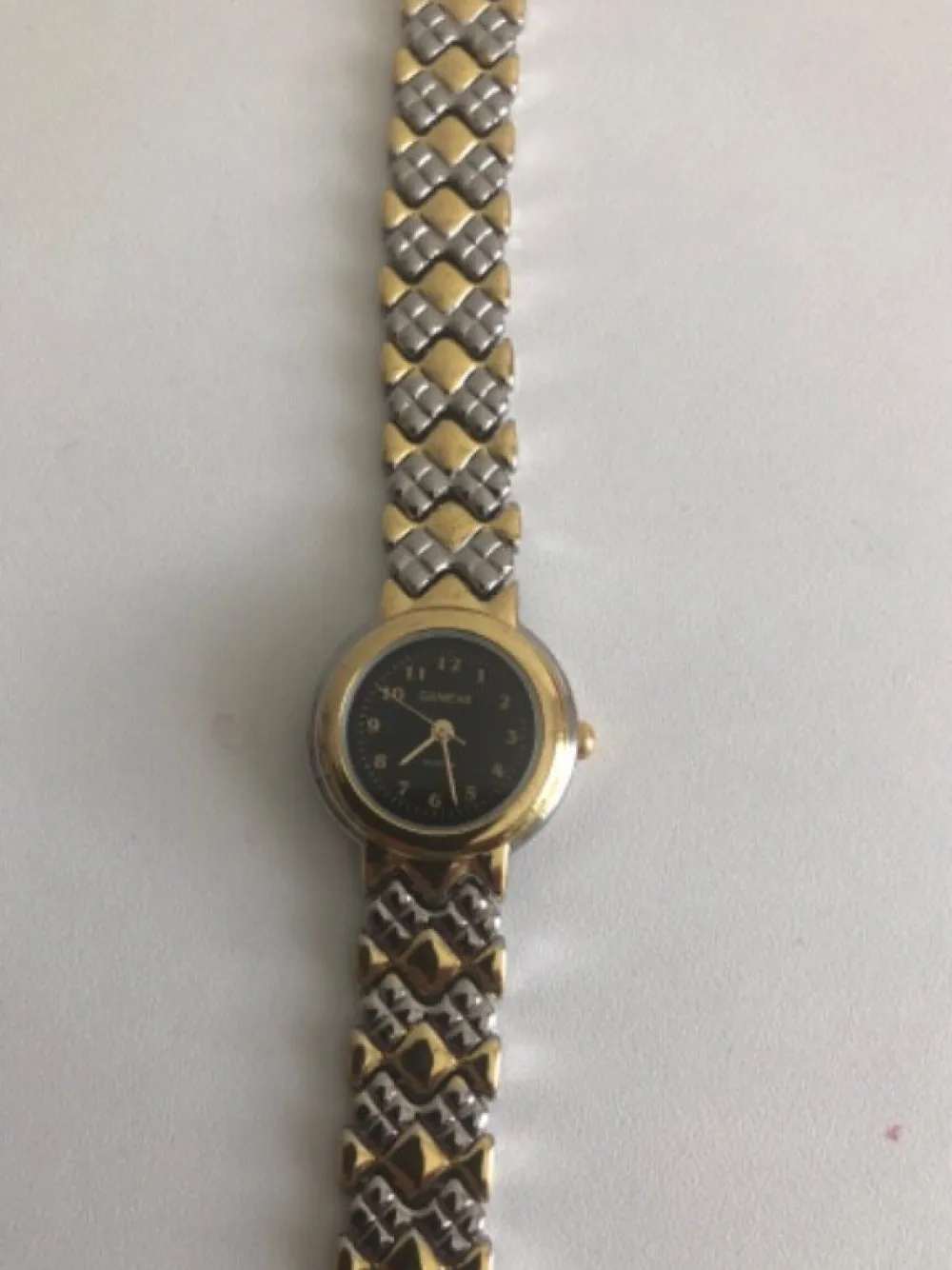 Uhren> Uhr mehrfarbig