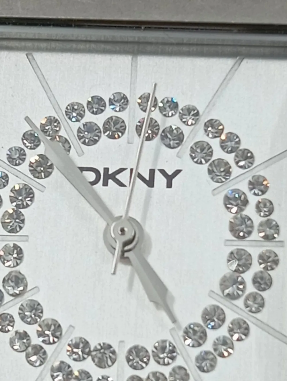 Uhren>DKNY Uhr silberfarben
