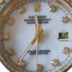 Uhren> Uhr goldfarben