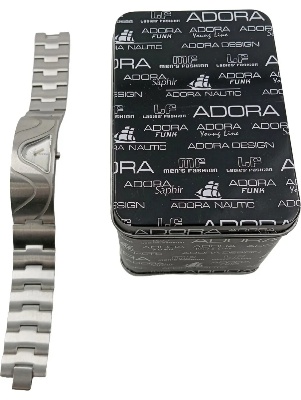 Uhren>Adora Uhr silberfarben