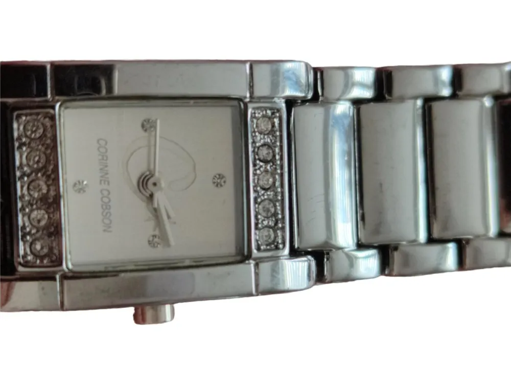 Uhren> Uhr silberfarben