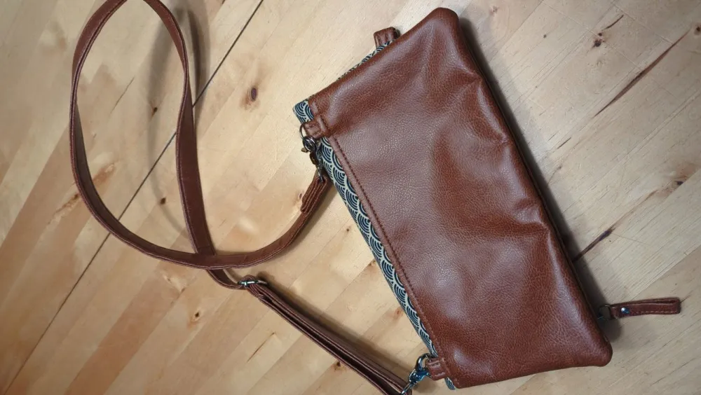 Umhängetasche- Online