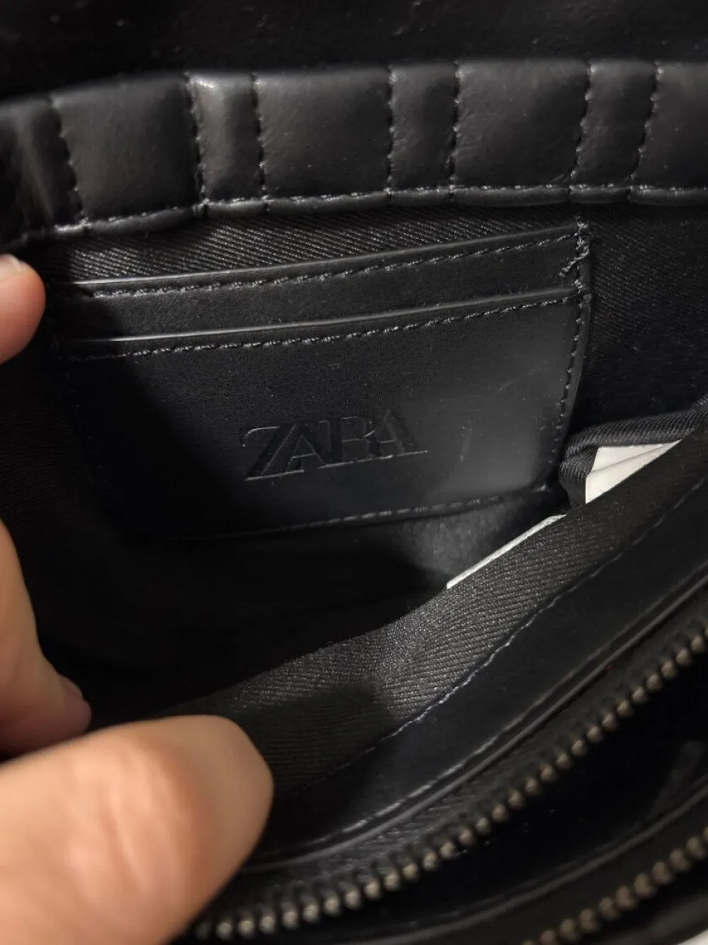 Umhängetaschen> Umhängetasche schwarz