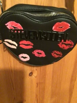 Umhängetaschen> Umhängetasche schwarz