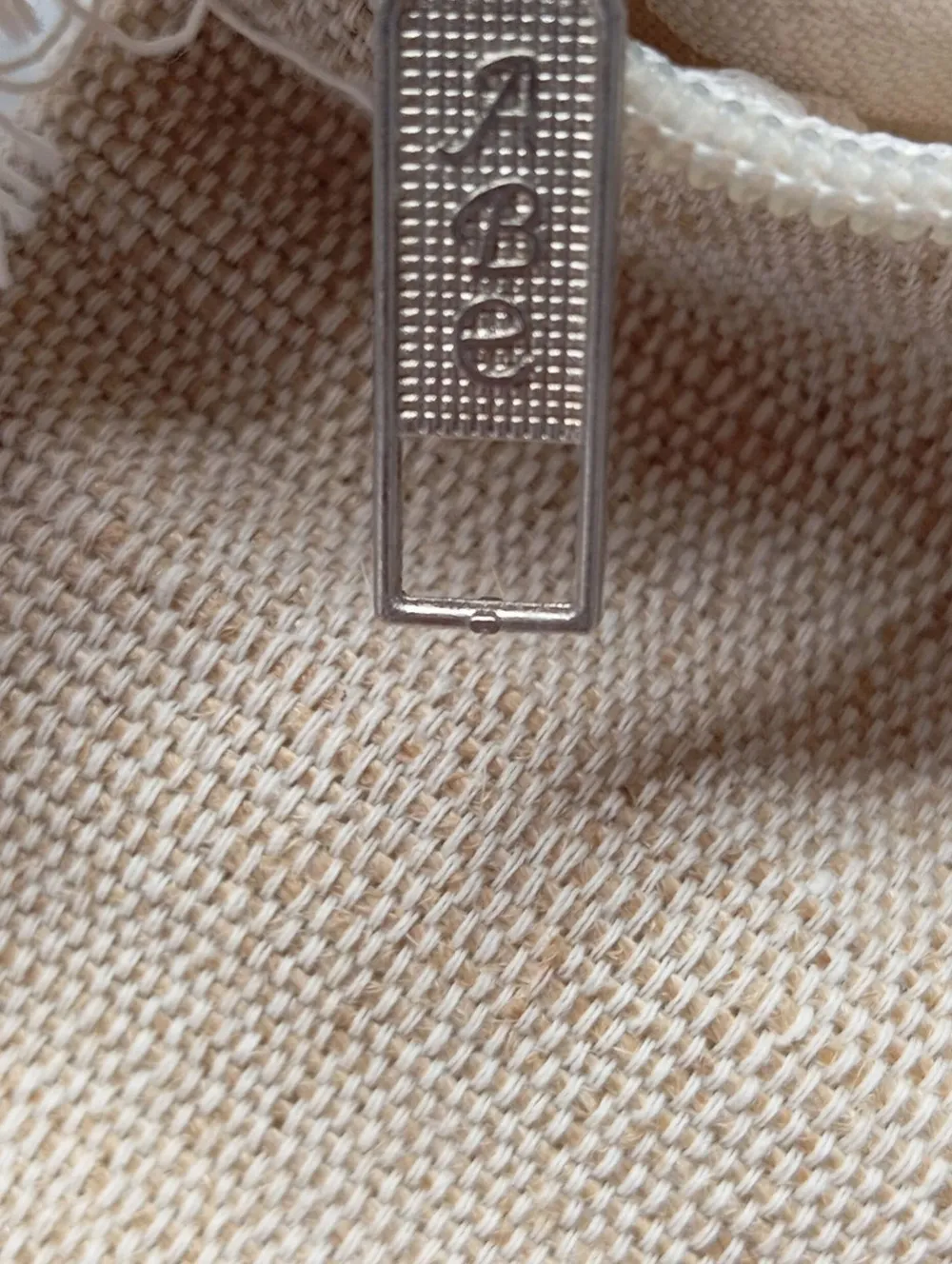 Umhängetasche- Discount