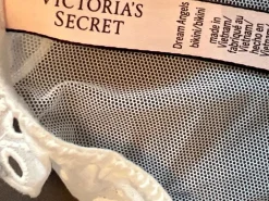 Dessous><noscript><img width=