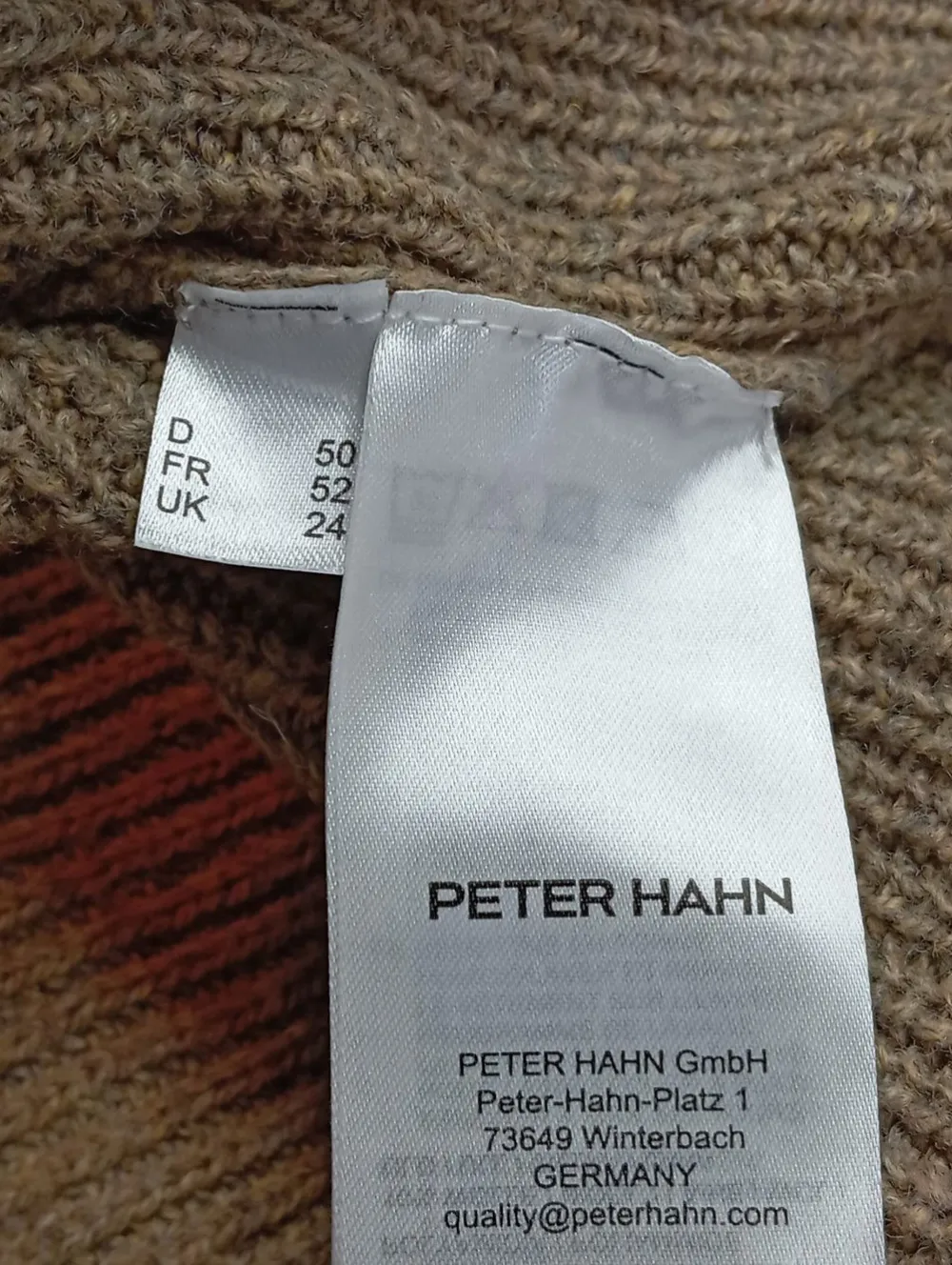 V-Ausschnitt-Pullover Größe 50-Peter Hahn Outlet