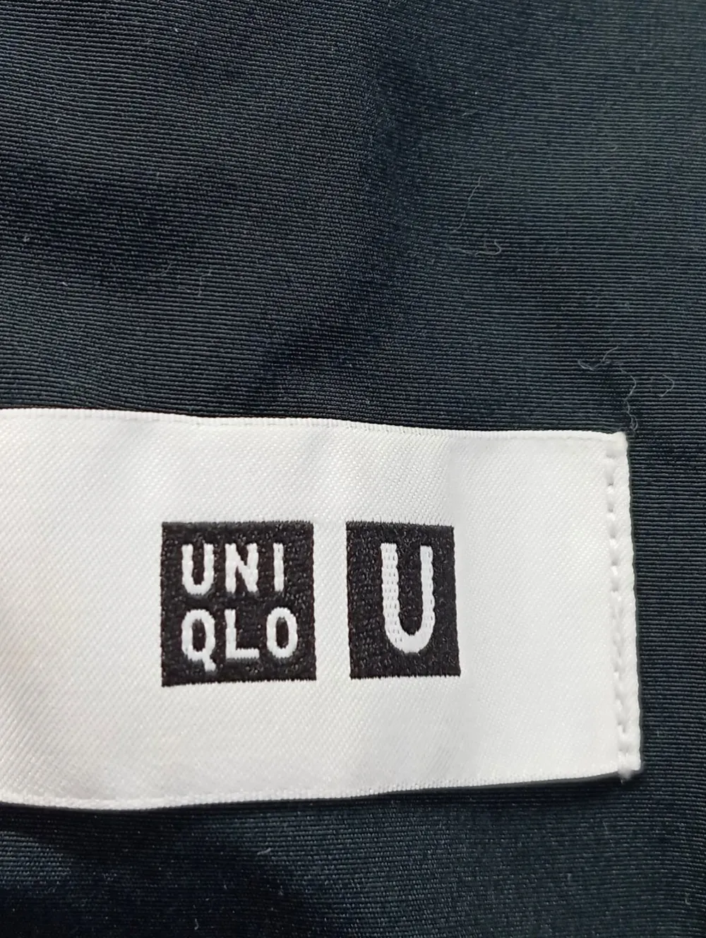 Jacken>UNI QLO Winterjacke Größe 34 dunkelblau