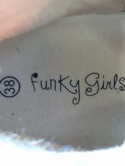 Stiefel><noscript><img width=