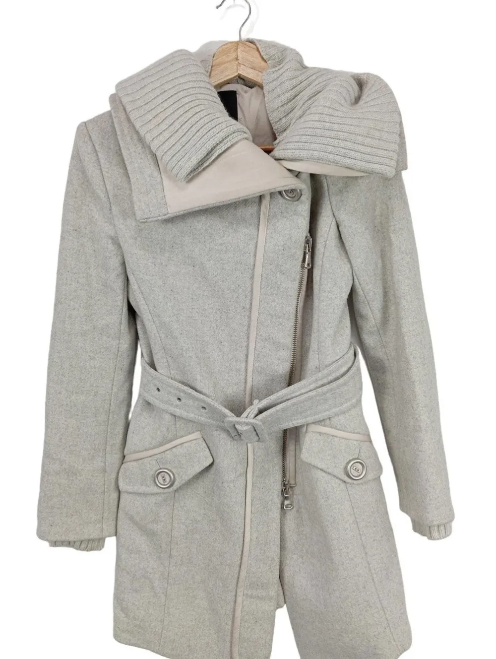 Mäntel>Pinko Wollmantel Größe 34 wollweiß